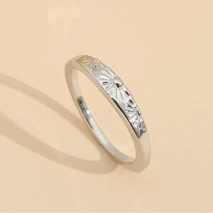 2/$10 RESTOCKED! Bohemian Sunflower Dainty Ring Cute Pretty Flower Engraved